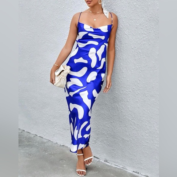 Blue and white Pattern Maxi Slip Dress - Picture 4 of 6